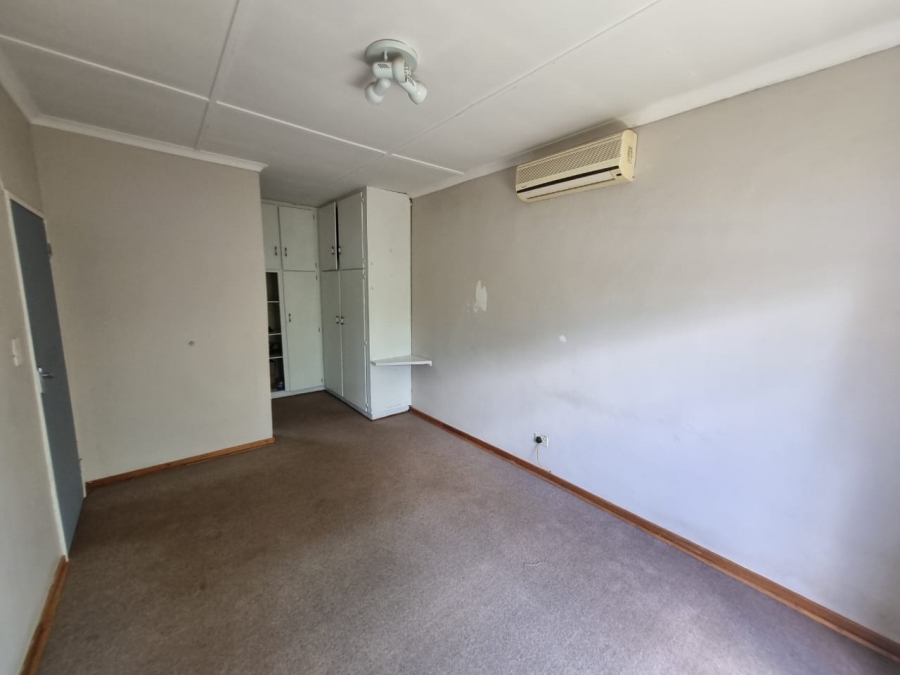 3 Bedroom Property for Sale in Colesberg Northern Cape